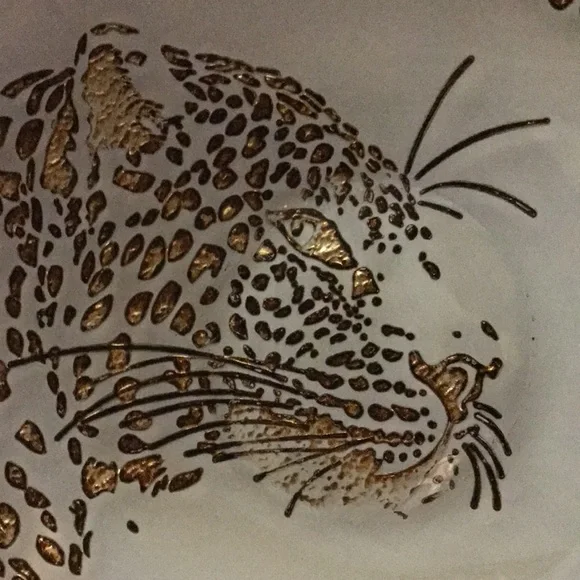 Arda Turkish Handpainted Huge Leopard Plate/Decor